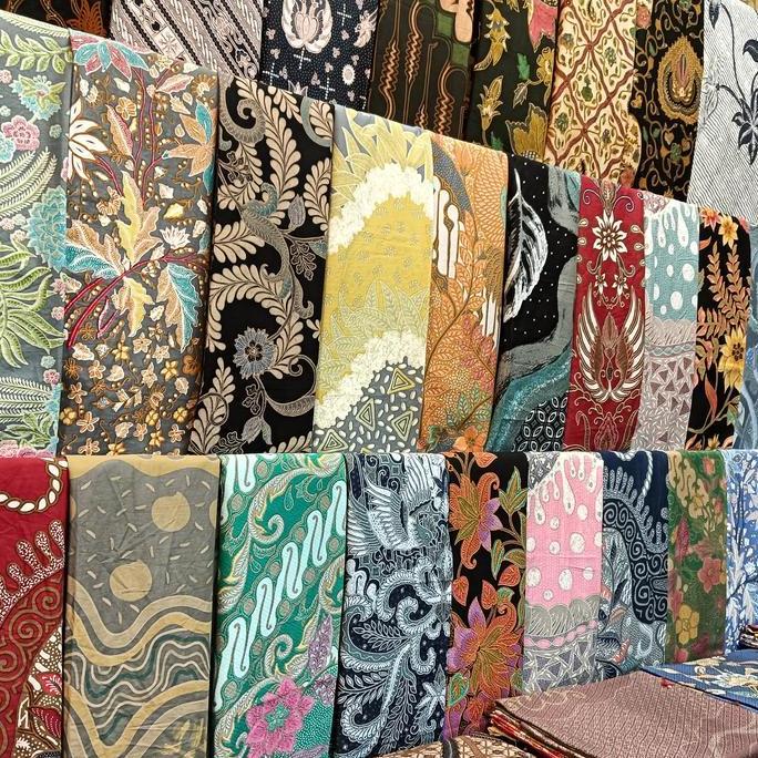 Kain batik dobby motif ayam jago soloan