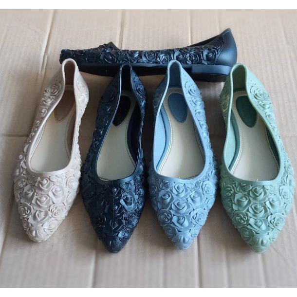 Sandal Selop Wanita Porto Terbaru, Wedges Motif Ros Porto,Sandal Selop Wanita Nyaman Tangguh