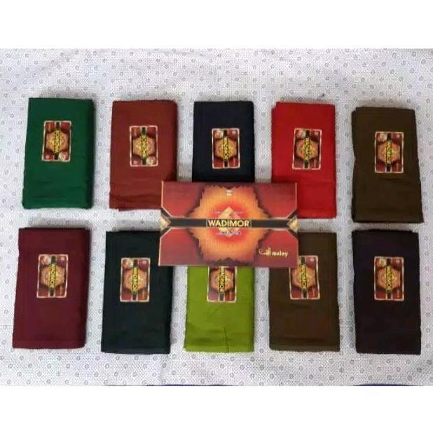 Miliki Sarung Wadimor Polos Warna Santri Pria Dewasa