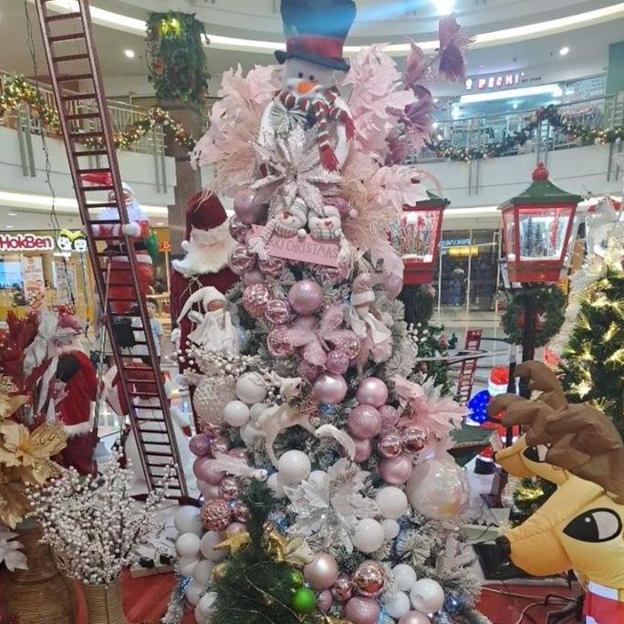 Real Picture pohon natal 2.1 meter