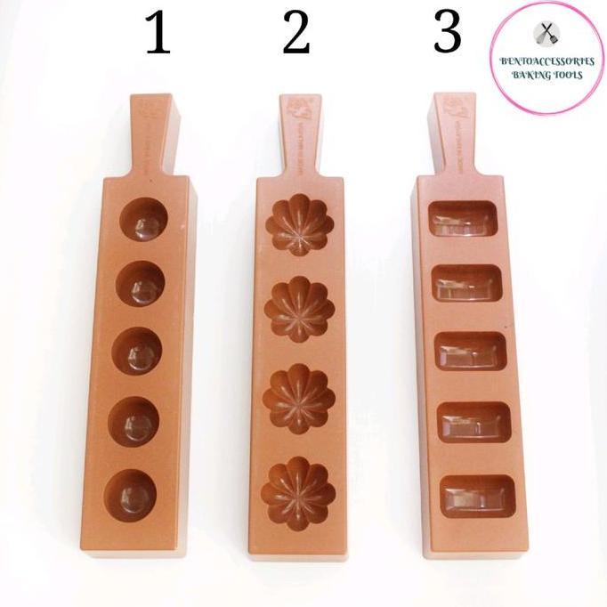 cetakan kue nastar bulat atau bunga bahan plastik import