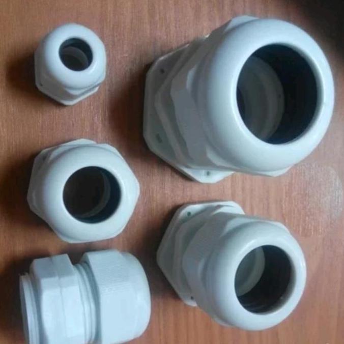 CABLE GLAND PG 25 GLEN KABEL PVC