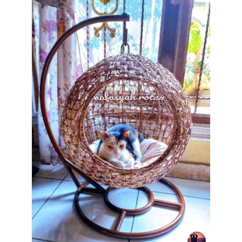 ayunan kucing rotan sintetis / rumah kucing / kandang kucing aksesoris hewan