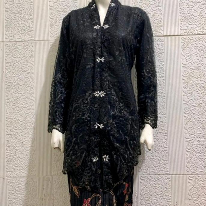 Floy Payet Modren | Kebaya Pesta | Kebaya Kodangan | Kebaya Wisuda | Kebaya Elegan | Kebaya Terbaru 