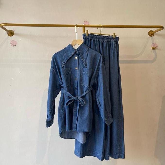 Lily Setelan Celana Jeans Wanita