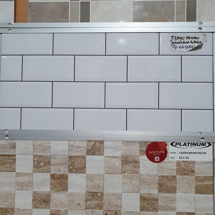 keramik dinding dapur kamar mandi motif bata UNO 25x50 INTERLAKEN WHIT