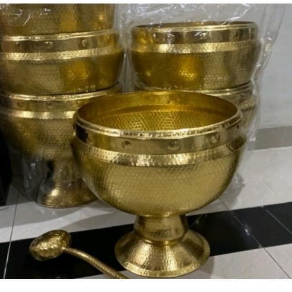 bokor siraman dan 1 gayung kuningan