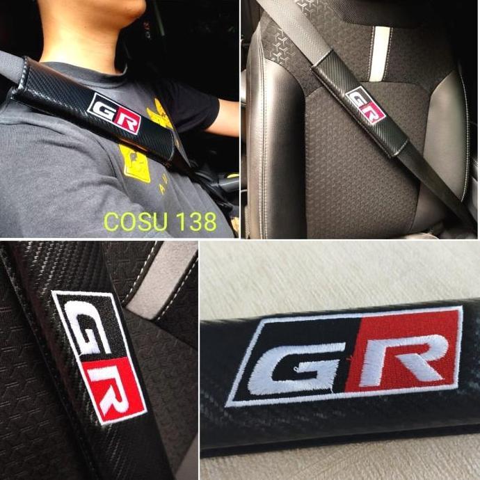 SARUNG COVER SEAT BELT CARBON MOBIL UNIVERSAL TOYOTA LOGO GR BORDIRAN