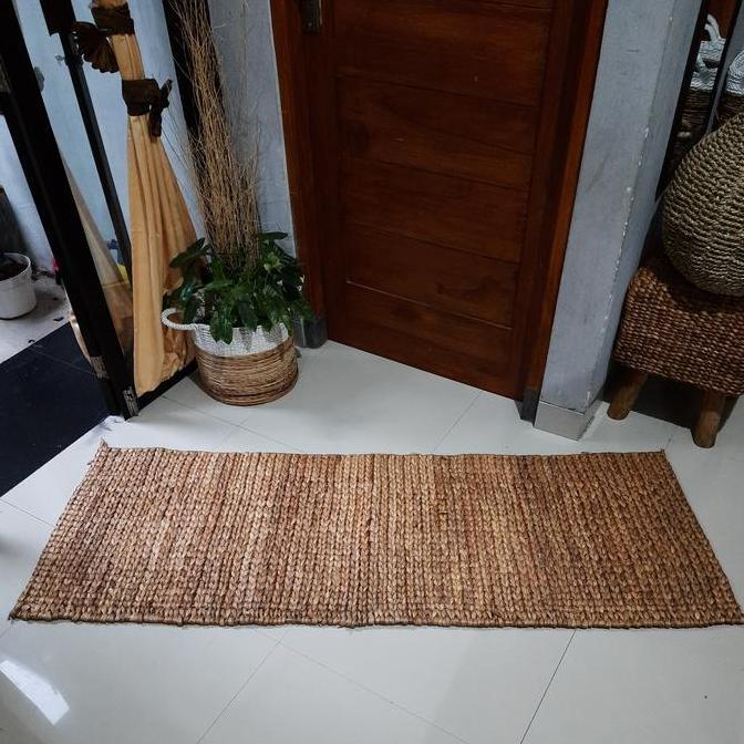 Karpet Kotak Anyaman Enceng Gondok.