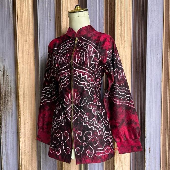 Baju Blouse Sasirangan Wanita