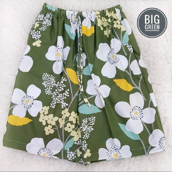 (Ready) Celana Pendek Selutut Katun Big Size Wanita Celana Pendek Selutut Bestseller