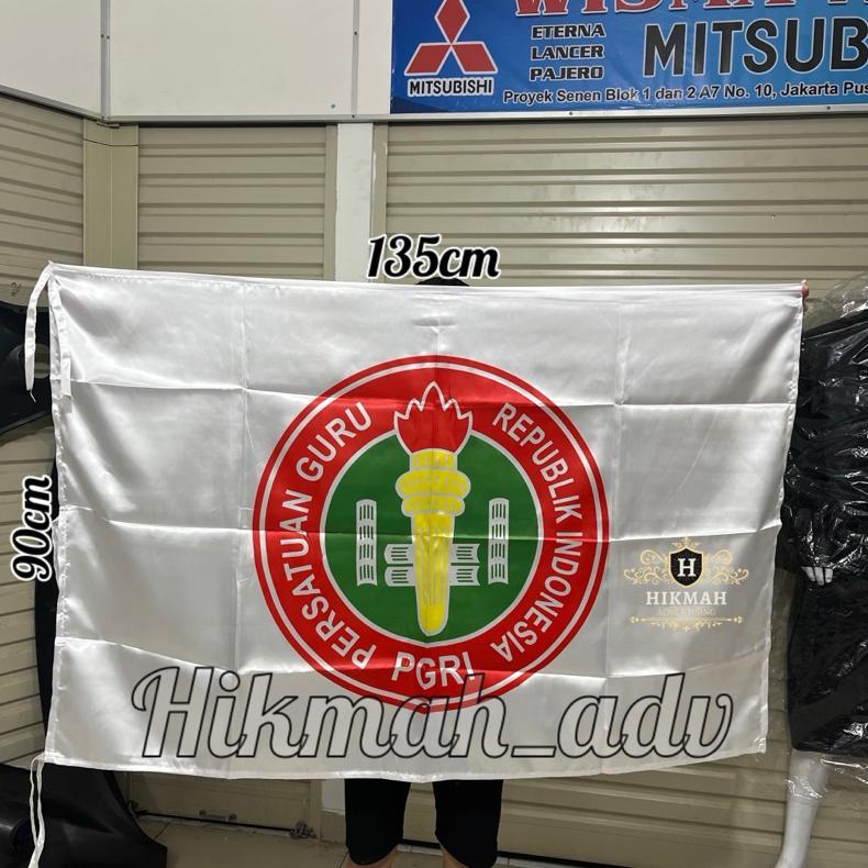 Bendera logo PGRI ukuran 90cm x 135cm bahan satin