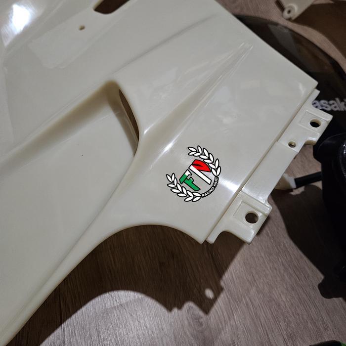 Fairing Krr-Ssr / Kr-150 Original Abs ( Ninja R ) Original Dan Terpercaya