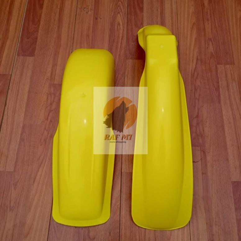 SPAKBOR DEPAN VINTAGE TRAIL TS125 SLEBOR DEPAN VINTAGE TRAIL TS125 SPAKBOR BELAKANG VINTAGE TRAIL TS