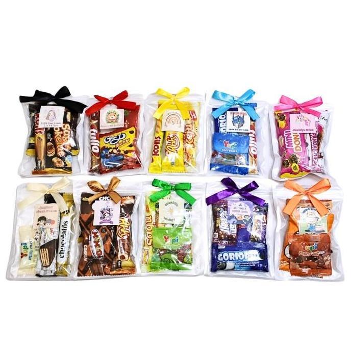 GHEDUPLAY Hampers Snack Mini Tema Warna Hitam & Putih Ulang Tahun Hadiah Ziplock Free Custom Ucapan 