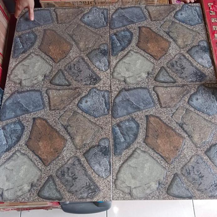 keramik lantai teras carport 40x40 kasar robson