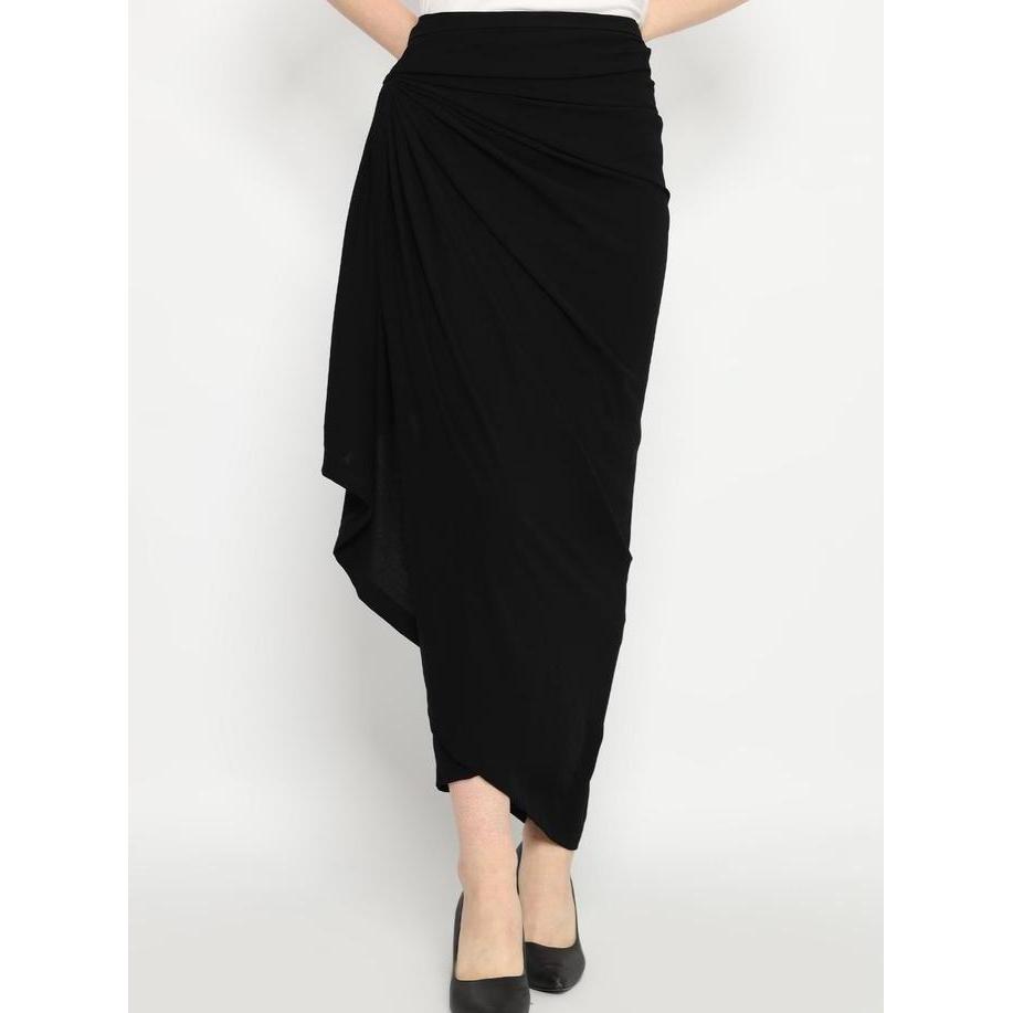 Lyne Halim Rok Lilit Hitam, 02505.