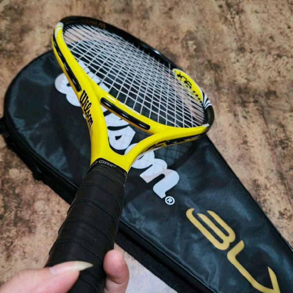 RAKET TENIS LAPANGAN WILSON PRO OPEN PEMULA SIAP PAKAI FREE GRIP YELLOW