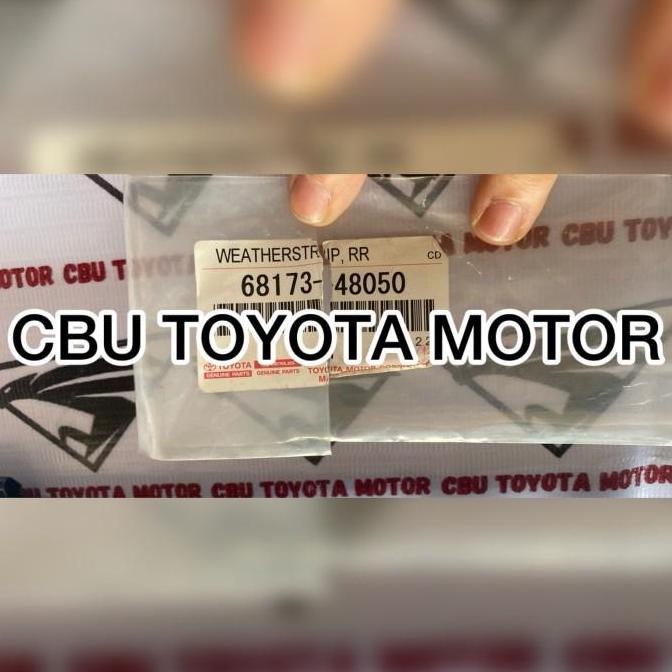 Pelipit Plipit Karet List Lis Moulding Kaca Bagian Dalam Inner Pintu Depan Belakang Kiri Kanan Lexus