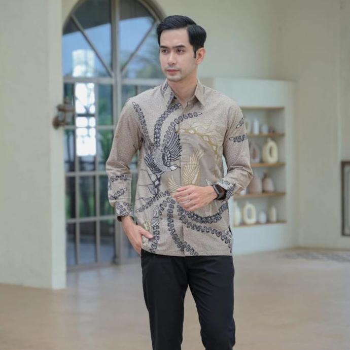 kemeja batik pria lengan panjang batik prabu batik Baturaden reguler