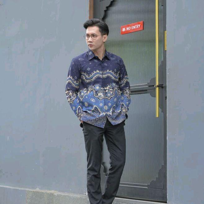Batik pria lengan panjang Bahan dobby Lapisan puring Batik modern