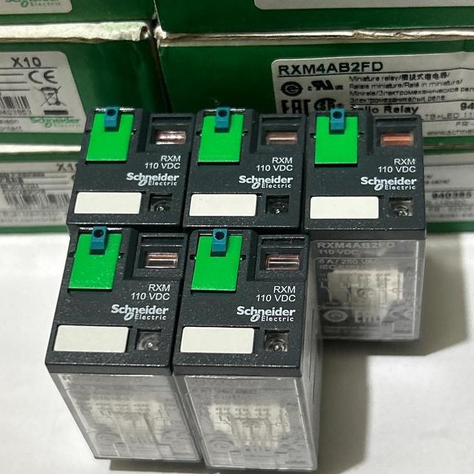 Spesial Relay Schneider Rxm4Ab2Fd 110Vdc 14 Kaki Rxm4Ab2Fd 110V Dc Relay Schneider Original