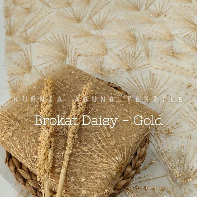 Premium Kain Bridesmaid Premium Lengkap Satin + Brokat Warna Gold Emas Bahan Kebaya Brokat Premium M