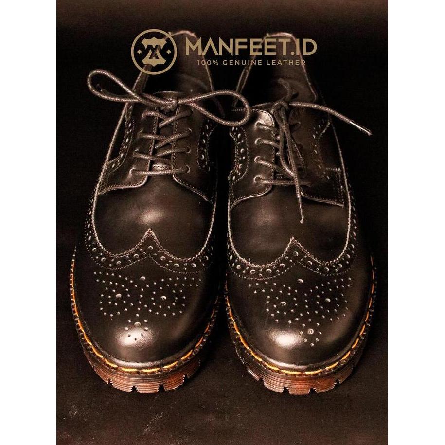 Wingtip Black
