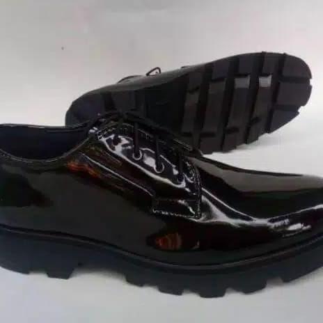 sepatu pdh model gibson kilap tampa semir