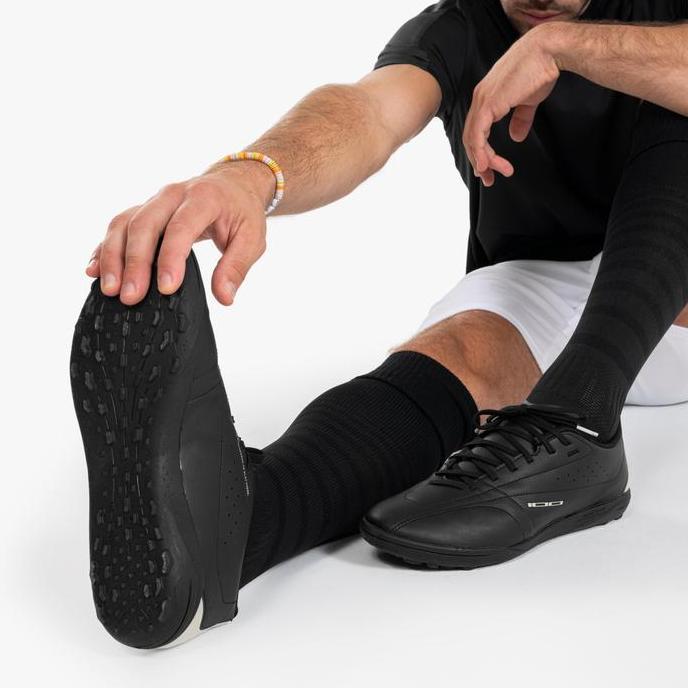 Decathlon KIPSTA Sepatu Sepak Bola 100 TF - Hitam - 8808629
