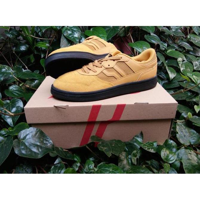 Piero Jorge Brown Black Orinal