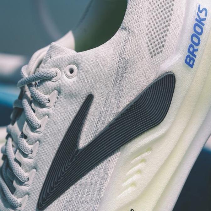 Brooks Glycerin maz white green