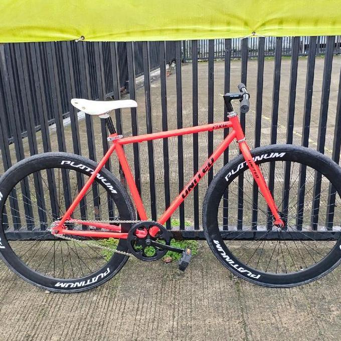 Sepeda 700C Fixie Rakitan Frame United Doltrap  Outdoor