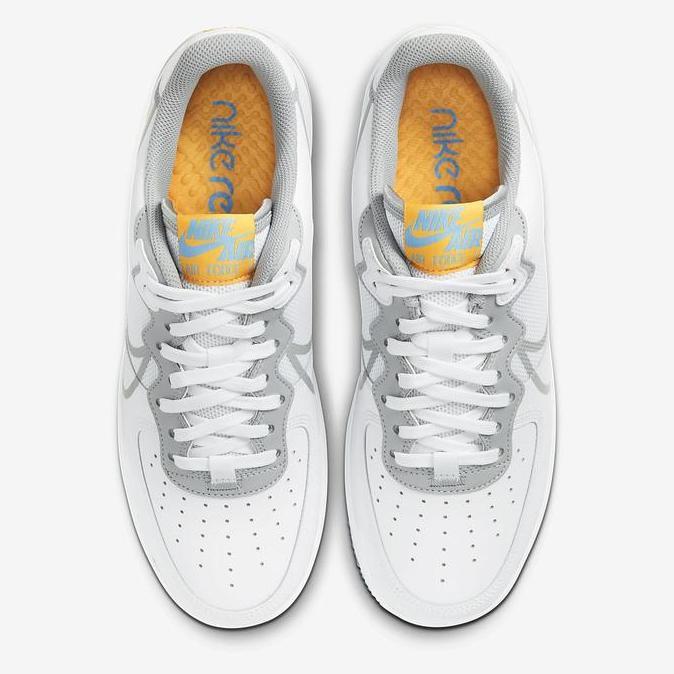 NIKE AIR FORCE 1 REACT WHITE GOLD LHT SMOKE GREY UNIVERSITY