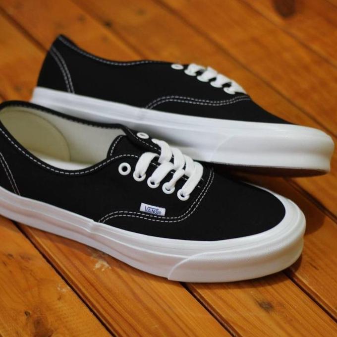 Vans Vault OG Authentic Lx 2020 Black True White