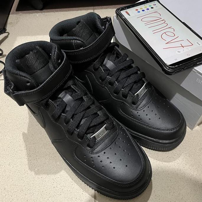 NIKE AIR FORCE 1 '07 AF1 MID TRIPLE ALL BLACK CW2289-001 BNIB ORINAL