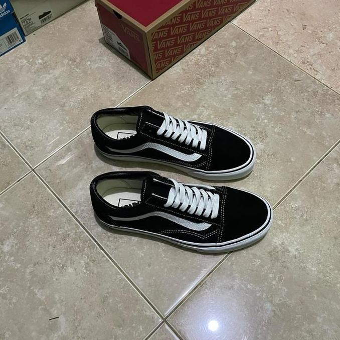 Vans oldskool black white classic (Resmi PT NAVYA)