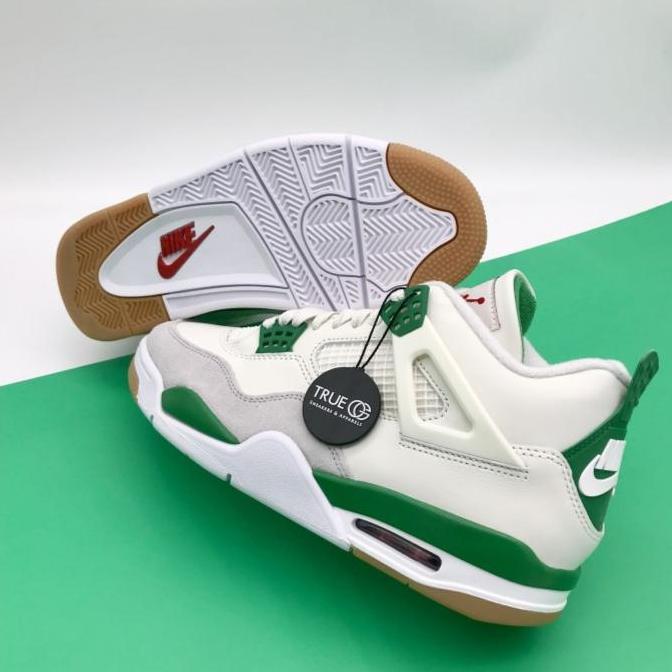 Air Jordan 4 SB Pine Green Authentic