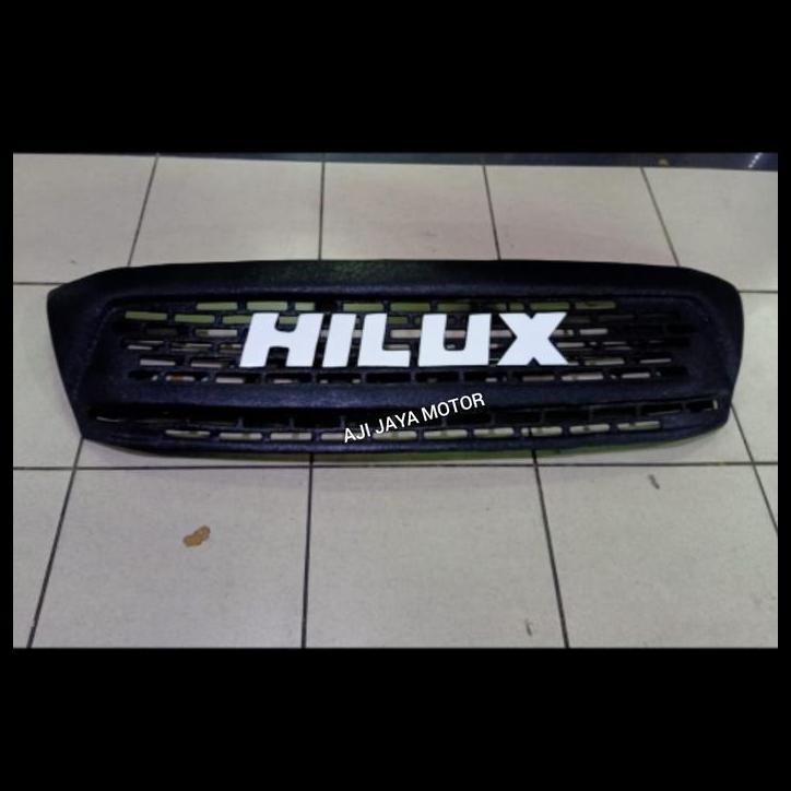 TERMURAH GRILL HILUX TAHUN 2008-2011 TULISAN HILUX PUTIH GRILL HILUX 