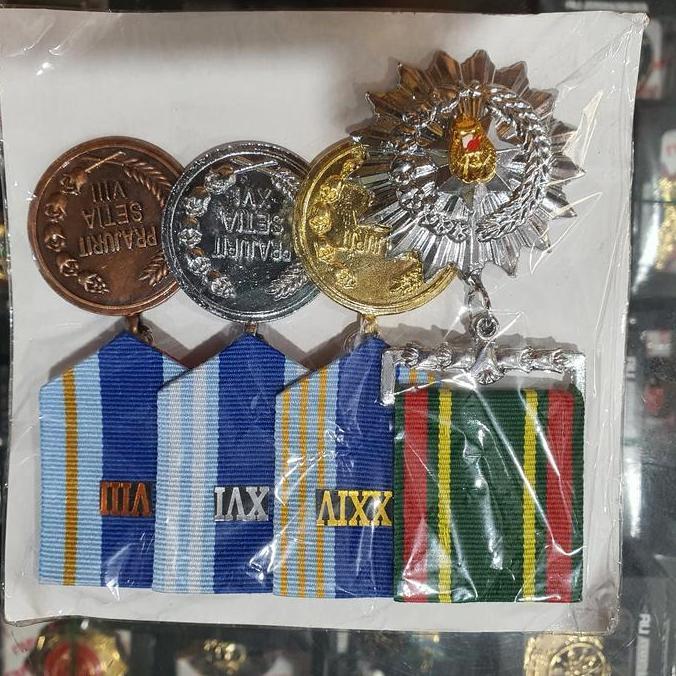 Tanda Pengan Upacara TNI 8 16 24 Tahun Nalaria TNI AD | Satya Lencana Upacara