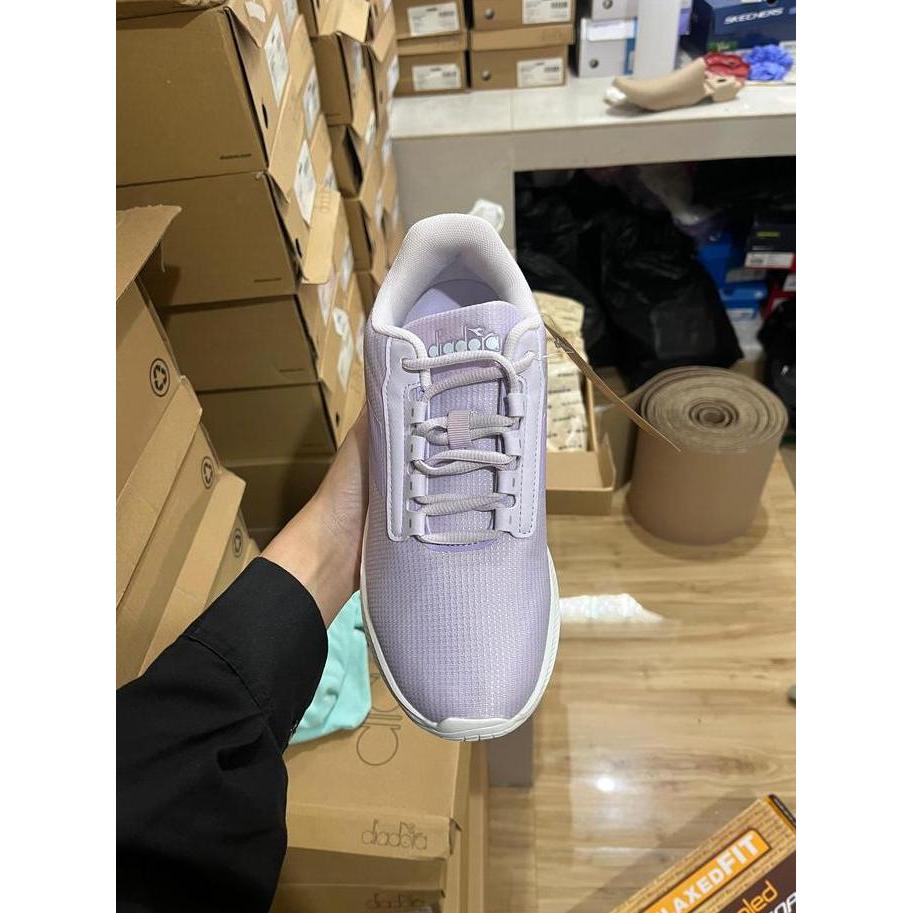 SEPATU LARI WANITA DIADORA KALISTO (F) UNGU ORIGINAL DIAX24F0312E