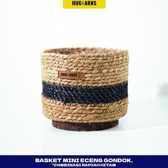 HUGeARNS - Basket Mini Eceng Gondok Combinasi Tali Rapiah Hitam / Keranjang Eceng Gondok Anyaman / K