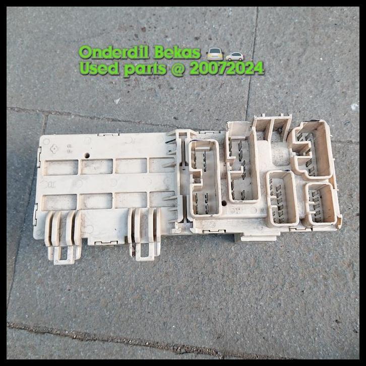 HOT DEAL FUSE BOX DALAM TOYOTA CORONA ABSOLUTE ST191