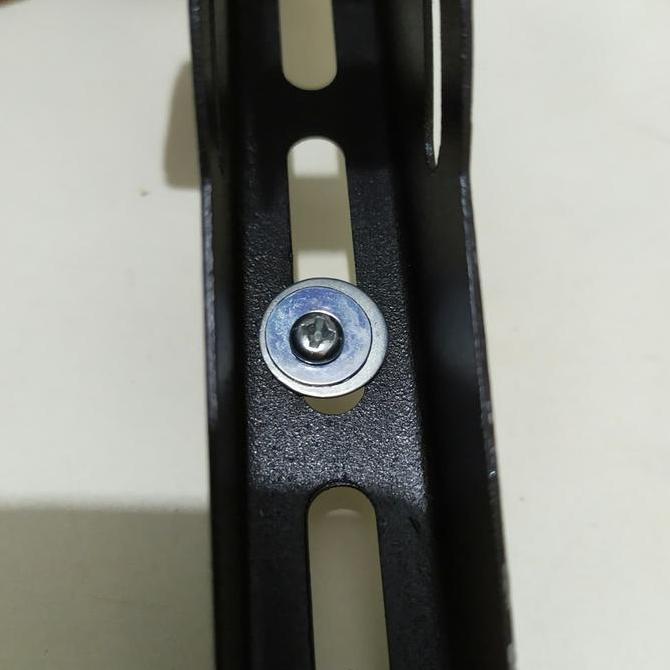 Bracket Tv Coocaa 32Inch 32Q66 32Z65 32S3U