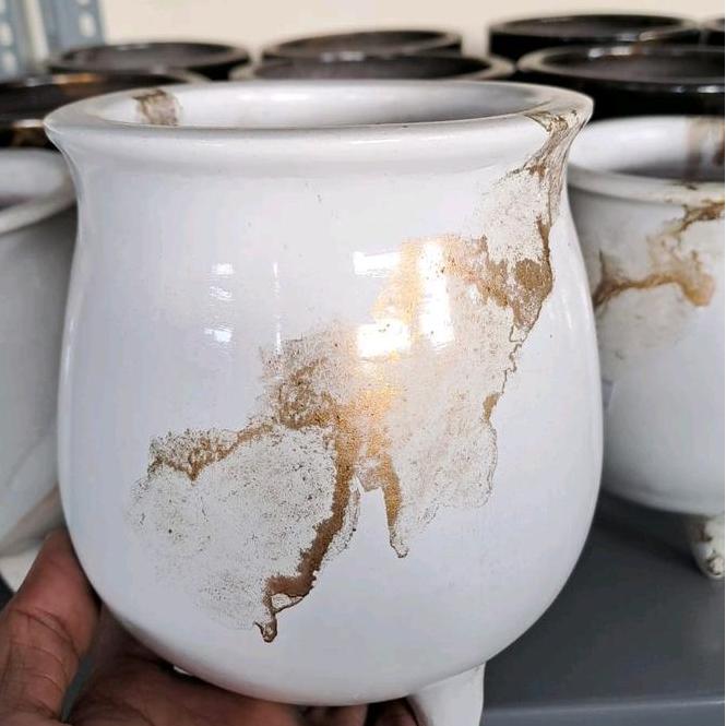 Pot Tanah Liat Putih Ag.Monlht