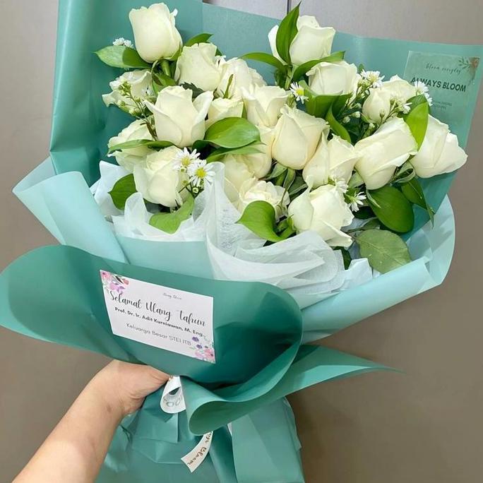 BUKET WISUDA/BUKET BUNGA/BUKET ULANG TAHUN/BOX BUNGA/KADO BUNGA