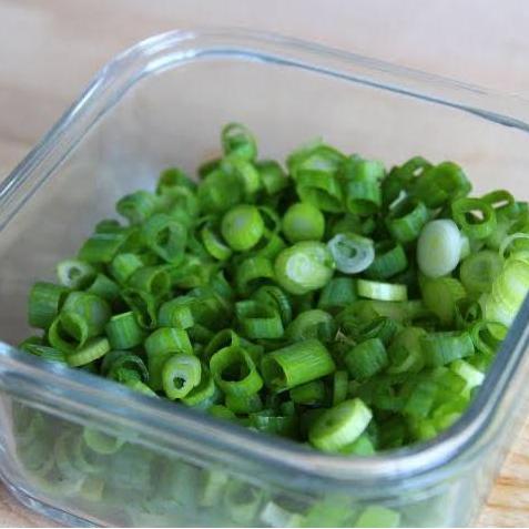 Lapakkita- Daun Bawang Potong 250Gram (Chopped Scallions)
