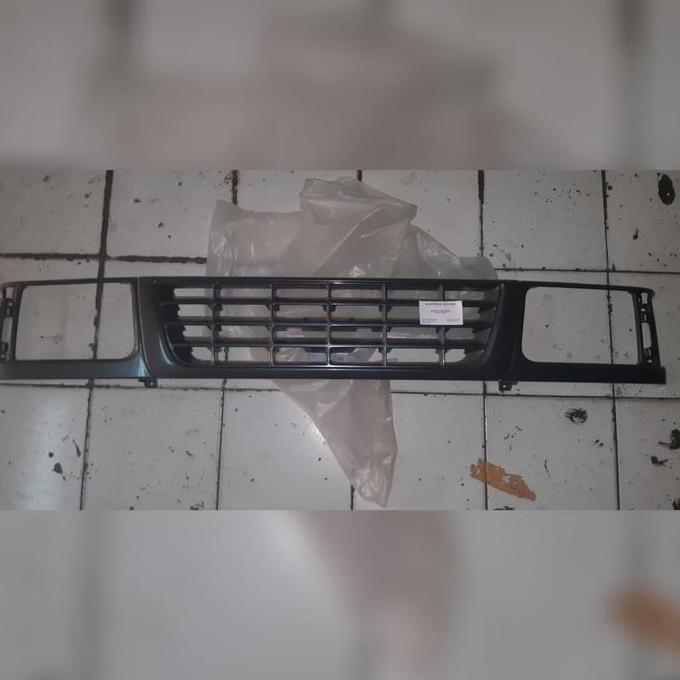 Grill Radiator Isuzu Panther Kotak/Pick up