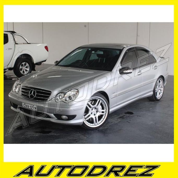 Bodykit Bemper Mercy Mercedes C-Class W203 C32 AMG 2000 - 2007 Taiwan