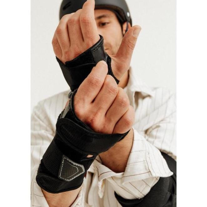 Protector Sepatu Roda Pelindung Pergelangan Tangan Dewasa FIT500 OXELO
